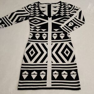 Stilletto's Women's Size Medium Bodycon Sweater Dress Black and White Geometric